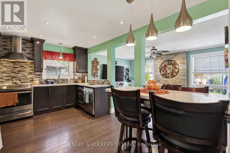 29667365/425-tanager-bay/chatelaine-village/ottawa/ontario/K1E2Z7_11