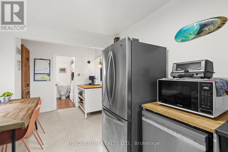 29225336/542-wolffdale-crescent/overbrookcastle-heights/ottawa/ontario/K1K1N5_13