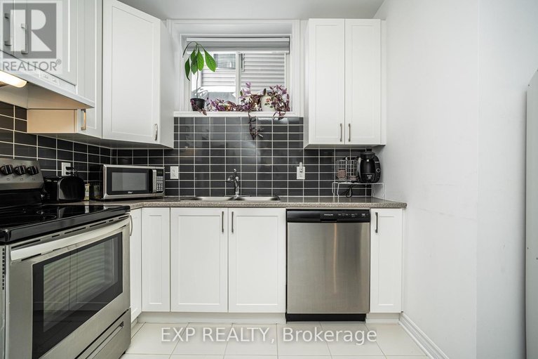 29525001/99-dun-skipper-drive/blossom-parkkemp-parkfindlay-creek/ottawa/ontario/K1X0G1_33