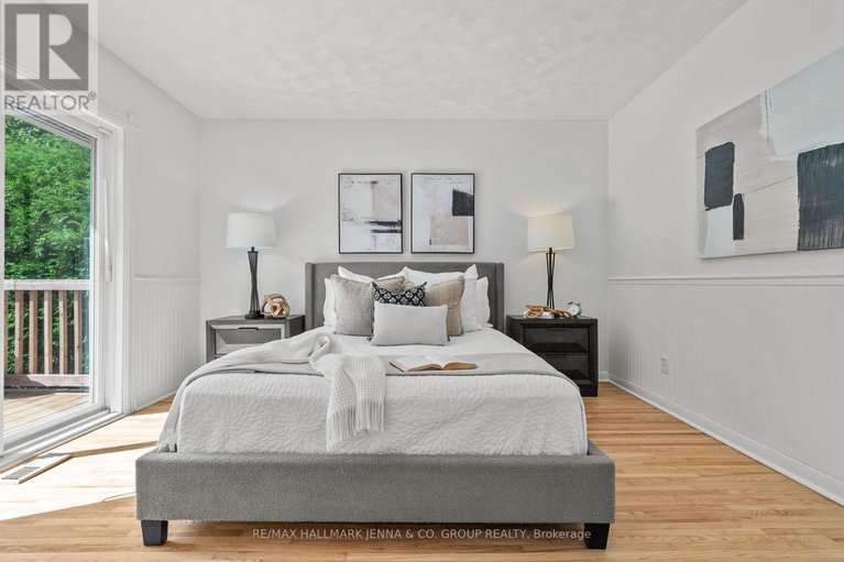 28797764/1246-cobden-road/queensway-terrace-southridgeview/ottawa/ontario/K2C2Z9_16