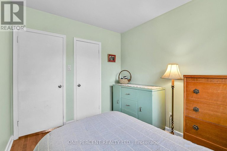 28647610/1244-joyce-crescent/bel-air-heights/ottawa/ontario/K2C2M9_24