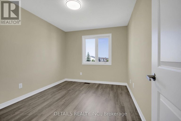 28632045/136-overberg-way/emerald-meadowstrailwest/ottawa/ontario/K2S0V8_35
