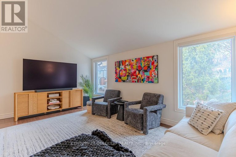 29669165/6-pemberton-crescent/manordale/ottawa/ontario/K2G4Y9_20