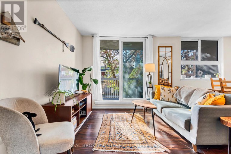 29221414/209-110-forward-avenue/mechanicsville/ottawa/ontario/K1Y4S9_19