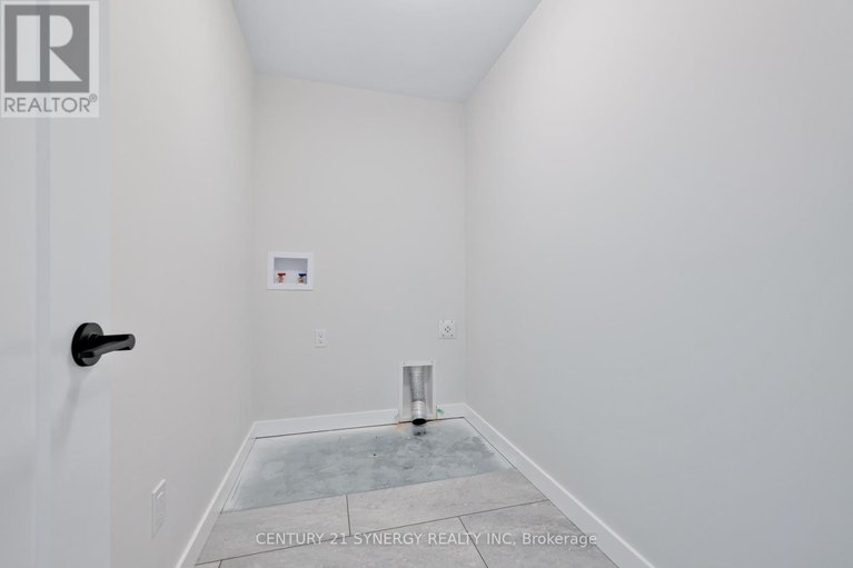 28643716/15-helen-street/north-stormont-finch-twp/north-stormont/ontario/K0A1R0_44