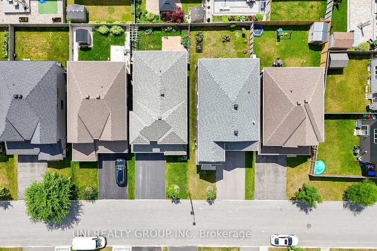 28595256/25-clonfadda-terrace/half-moon-bay/ottawa/ontario/K2J6E7_46