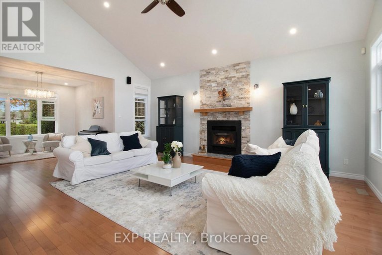 29291486/3605-front-road/east-hawkesbury-twp/hawkesbury/ontario/K6A2W5_9