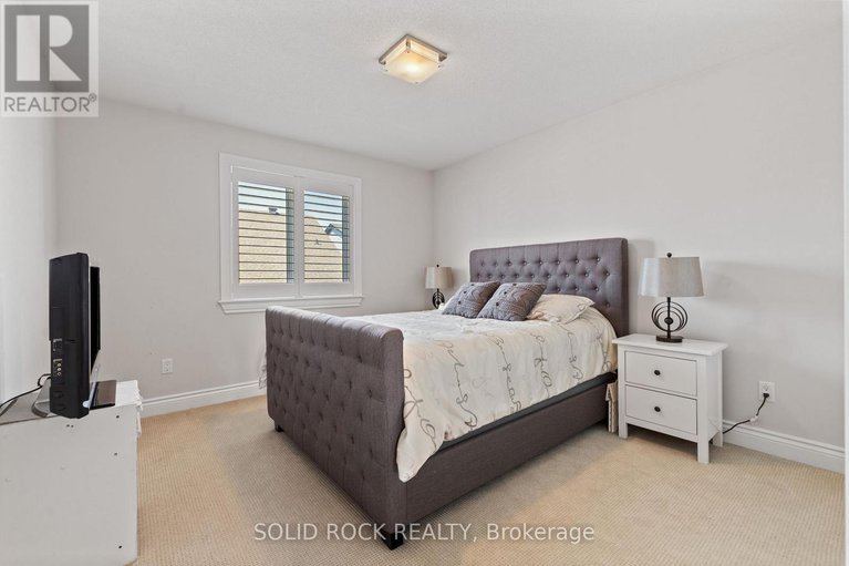 28253564/422-mercury-street-e/town-of-rockland/clarence-rockland/ontario/K4K0G8_21