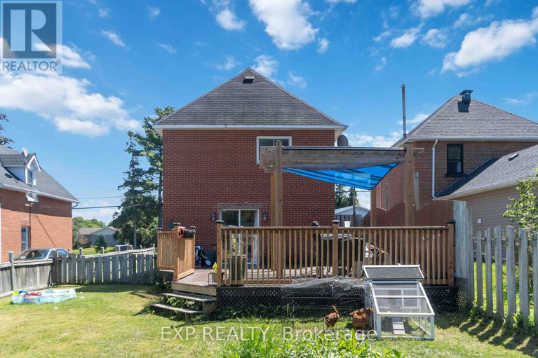 28789628/105-division-street-n/mcnabbraeside-twps/mcnabbraeside/ontario/K7S3B9_22