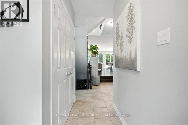 28601481/653-cartographe-street/camelot/ottawa/ontario/K4A1B6_6