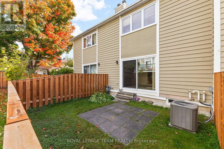 28975665/14-1149-chimney-hill-way/beacon-hill-south/ottawa/ontario/K1J8Z9_34
