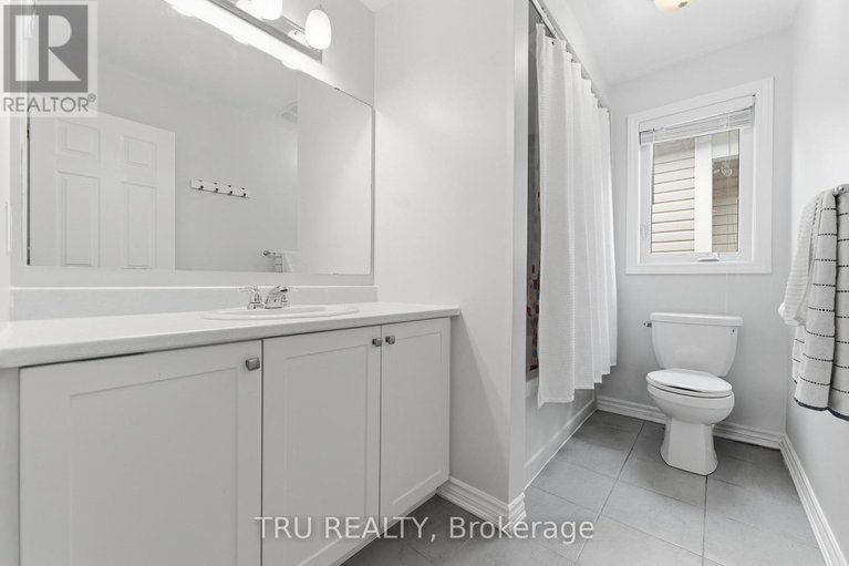 29605925/344-sweetclover-way/avalon-west/ottawa/ontario/K4A1E6_29