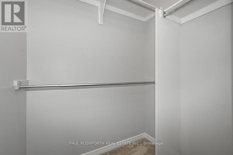 29407131/1091-ballantyne-drive/fallingbrookgardenway-south/ottawa/ontario/K4A4C6_22