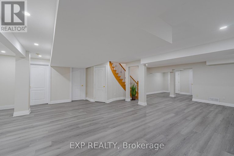 29139967/11-wellsmere-court/rideau-heightsrideau-river/ottawa/ontario/K2E8C2_48