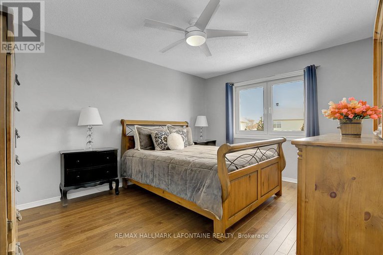 29357706/1721-jersey-street/fallingbrookgardenway-south/ottawa/ontario/K4A4Y6_27