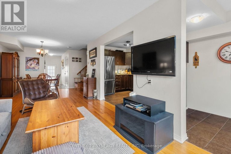 29647354/220-lamplighters-drive/cedargrovefraserdale/ottawa/ontario/K2J0K7_8