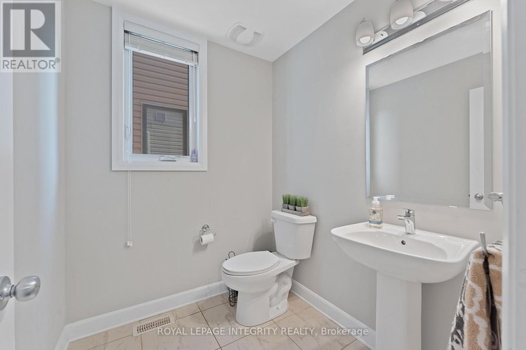 29595404/49-hawks-landing-crescent/stittsville-north/ottawa/ontario/K2S1W1_18