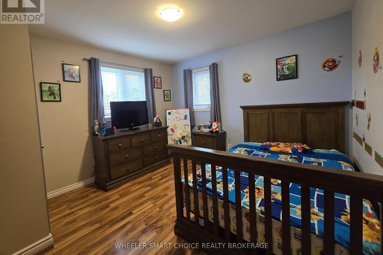 29136480/17-adam-dixon-avenue/long-sault/south-stormont/ontario/K0C1P0_19