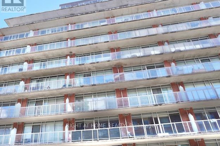 29501976/904-383-cumberland-street/lower-townbyward-market/ottawa/ontario/K1N1J7_2