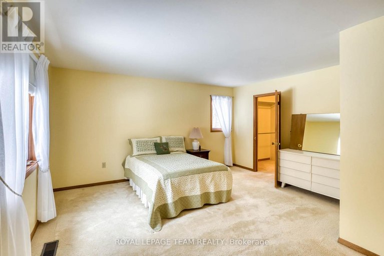 29456140/1814-old-perth-road/mississippi-mills-ramsay-twp/mississippi-mills/ontario/K0A1A0_16