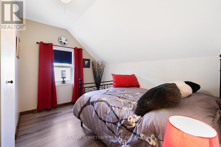 28970416/12402-county-road-18-road/south-dundas-williamsburgh-twp/south-dundas/ontario/K0C2H0_22