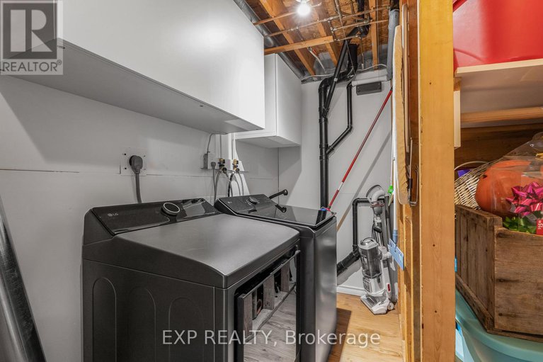 29412976/1601-bottriell-way/fallingbrookpineridge/ottawa/ontario/K4A1W5_27