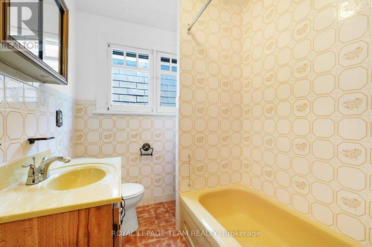 29645117/85-grove-avenue/old-ottawa-south/ottawa/ontario/K1S3A7_31