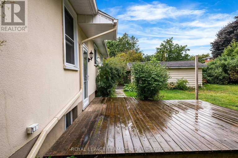 28819611/31-savuto-way-street/meadowlandscrestview/ottawa/ontario/K2G2S9_32