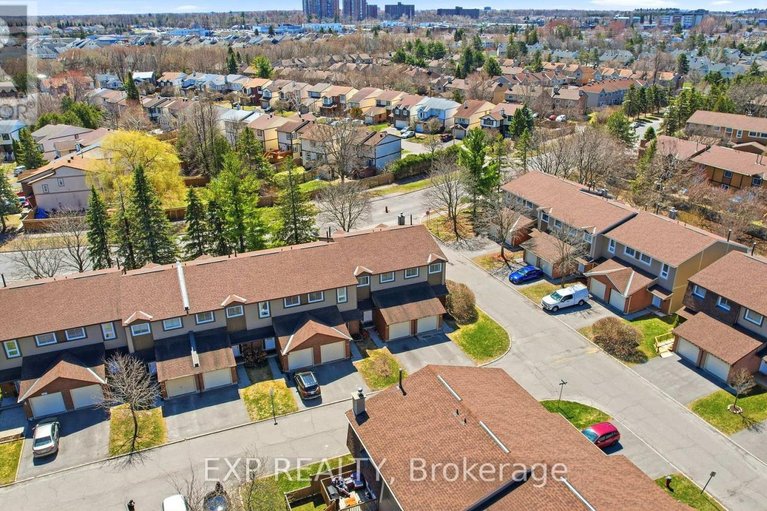 29663235/8-322-robillard-private/hunt-club-parkgreenboro/ottawa/ontario/K1T2V8_41