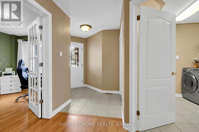 29682194/4162-wolfe-point-way/riverside-southgloucester-glen/ottawa/ontario/K1V1P5_2