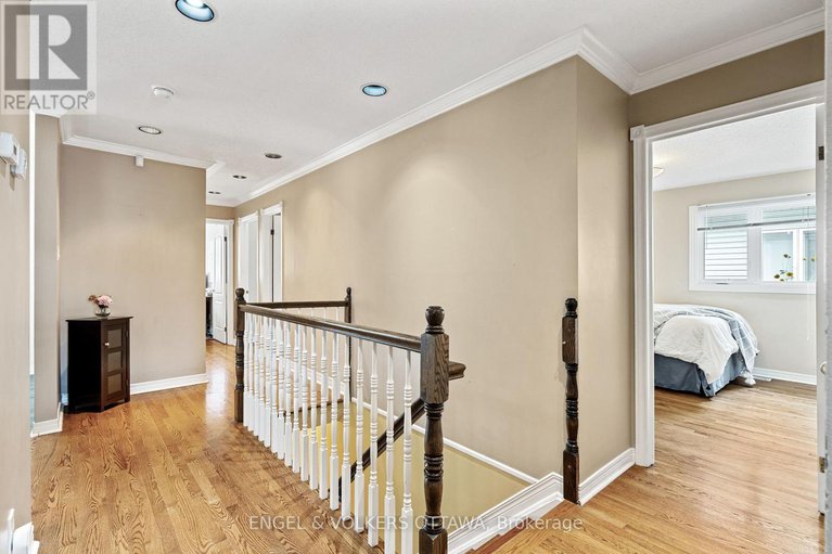 28814846/27-mayford-avenue/barrhaven-east/ottawa/ontario/K2G6A5_11