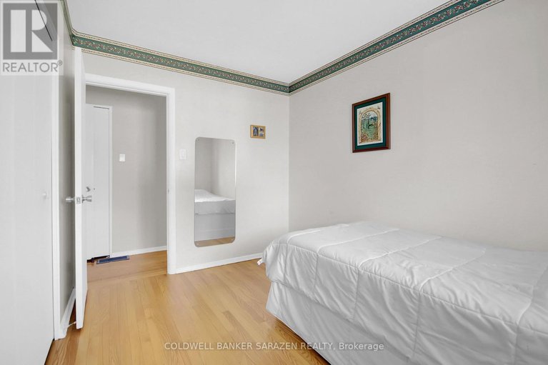 28626682/70-viewmount-drive/meadowlandscrestview/ottawa/ontario/K2G3C3_25