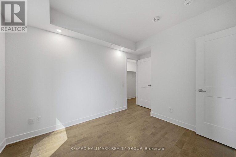 29589392/308-180-george-street/lower-townbyward-market/ottawa/ontario/K1N0G8_6