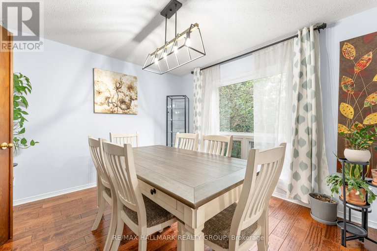 28798161/59-shearer-crescent/katimavik/ottawa/ontario/K2L3N3_8