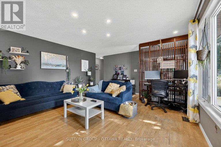 28916928/1000-adley-road-n/carson-grove/ottawa/ontario/K1J8B9_6