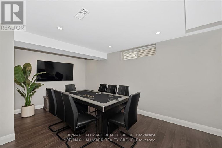 28798705/137-stedman-street/blossom-parkkemp-parkfindlay-creek/ottawa/ontario/K1T0B4_33