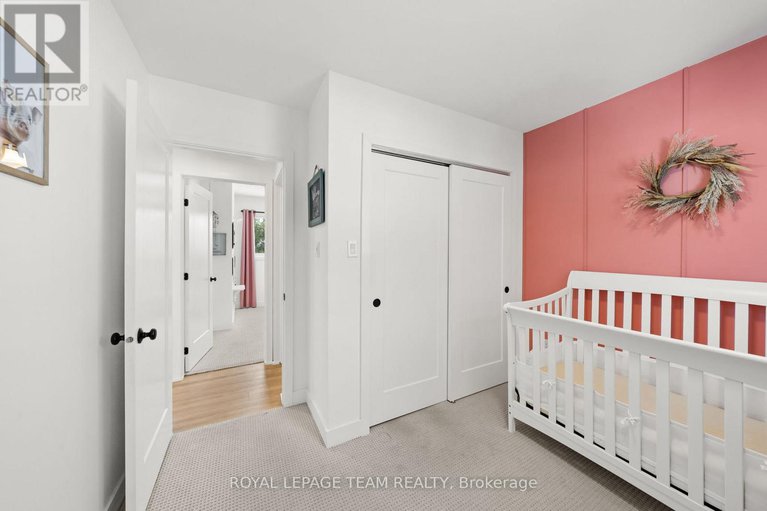 29381765/5286-hillcrest-drive/manotick-long-island-nicholls-island/ottawa/ontario/K4M1E9_19