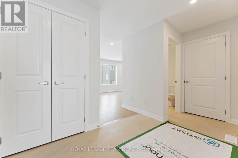 28311448/718-jennie-trout-terrace/morgans-grantsouth-march/ottawa/ontario/K2W0M5_3