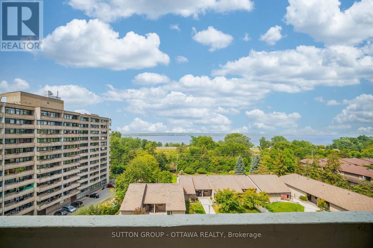28727418/711-1171-ambleside-drive/woodroffe/ottawa/ontario/K2B8E1_18