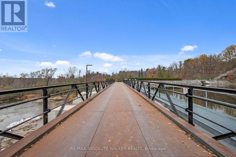 29043772/40-thomas-street/almonte/mississippi-mills/ontario/K0A1A0_36