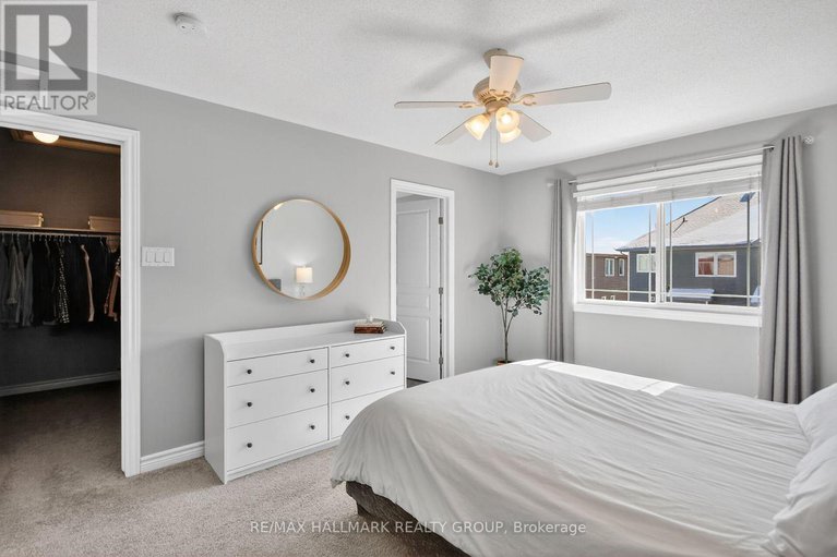 29396667/457-barrick-hill-road/emerald-meadowstrailwest/ottawa/ontario/K2M0H8_19