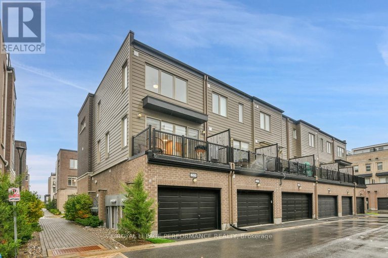 29064818/215-makadewa-private/cfb-rockcliffe-and-area/ottawa/ontario/K1K4Z9_29