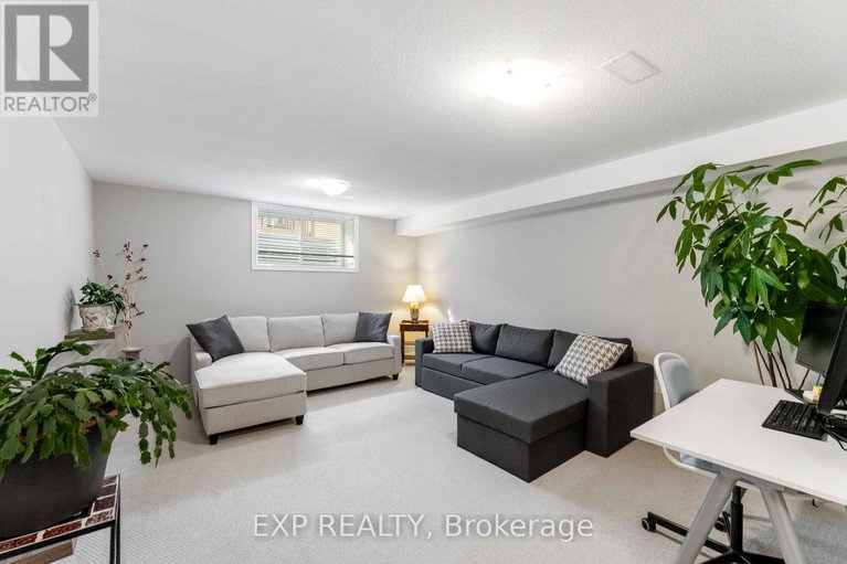 28572784/347-mountain-sorrel-way/avalon-west/ottawa/ontario/K4A1H7_12