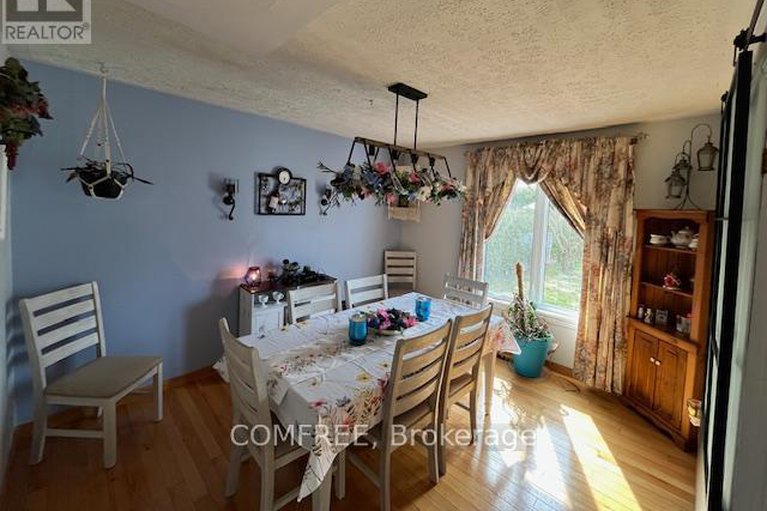 28325914/54-albert-street/embrun/russell/ontario/K0A1W0_22
