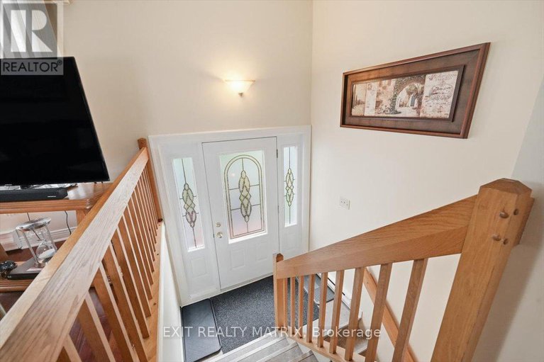 29023600/39-george-street/village-of-russell/russell/ontario/K4R1C2_4