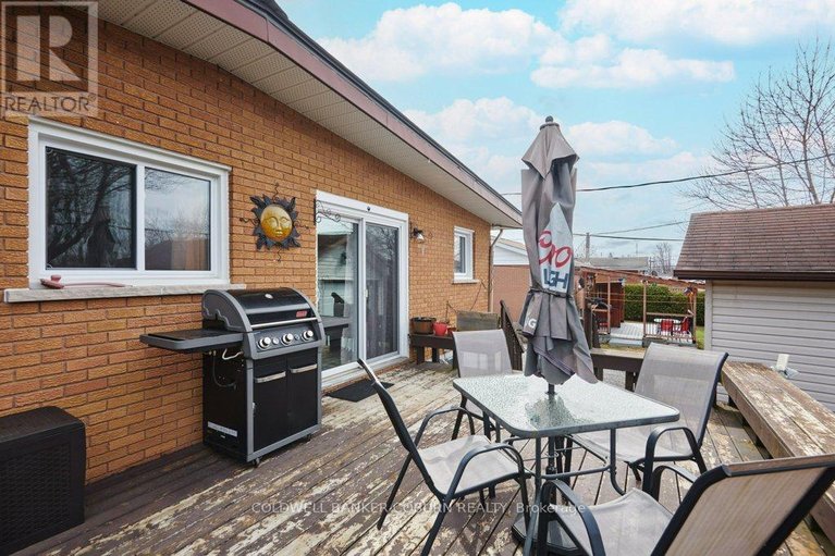 29564616/56-meikle-street/morrisburg/south-dundas/ontario/K0C1X0_33