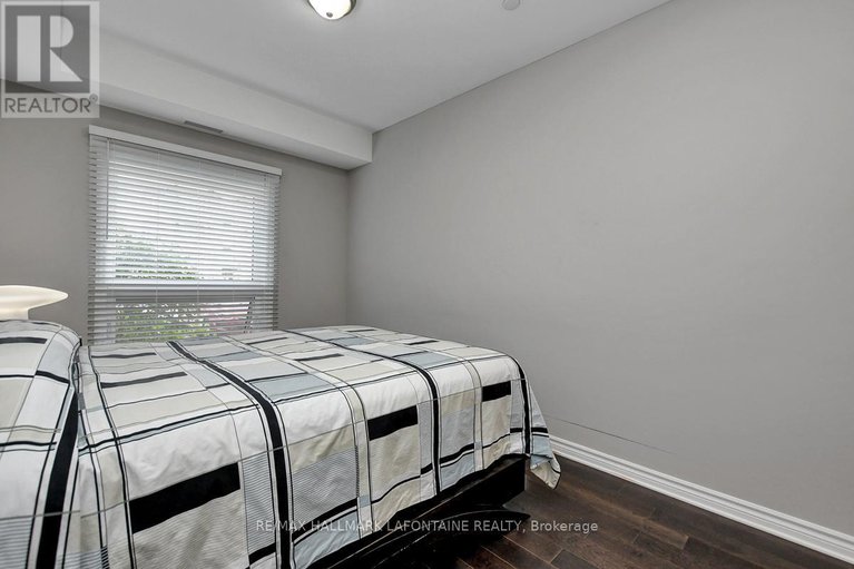 28124719/114-120-prestige-circle/chatelaine-village/ottawa/ontario/K4A1B4_21