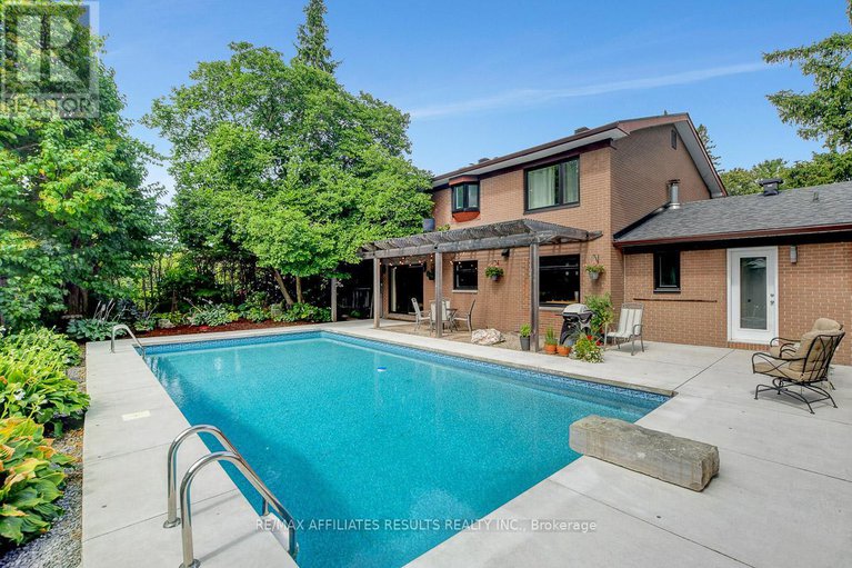 28809454/5-tiffany-crescent/beaverbrook/ottawa/ontario/K2K1W1_41