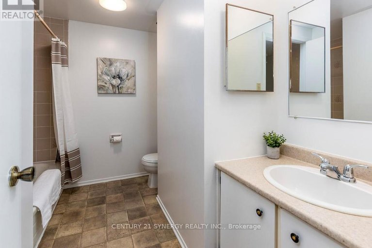 29610480/16-71-clarkson-crescent/katimavik/ottawa/ontario/K2L3C9_28