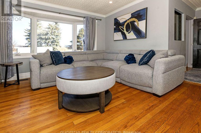28106745/450-tremblay-road/eastway-gardensindustrial-park/ottawa/ontario/K1G0C9_4